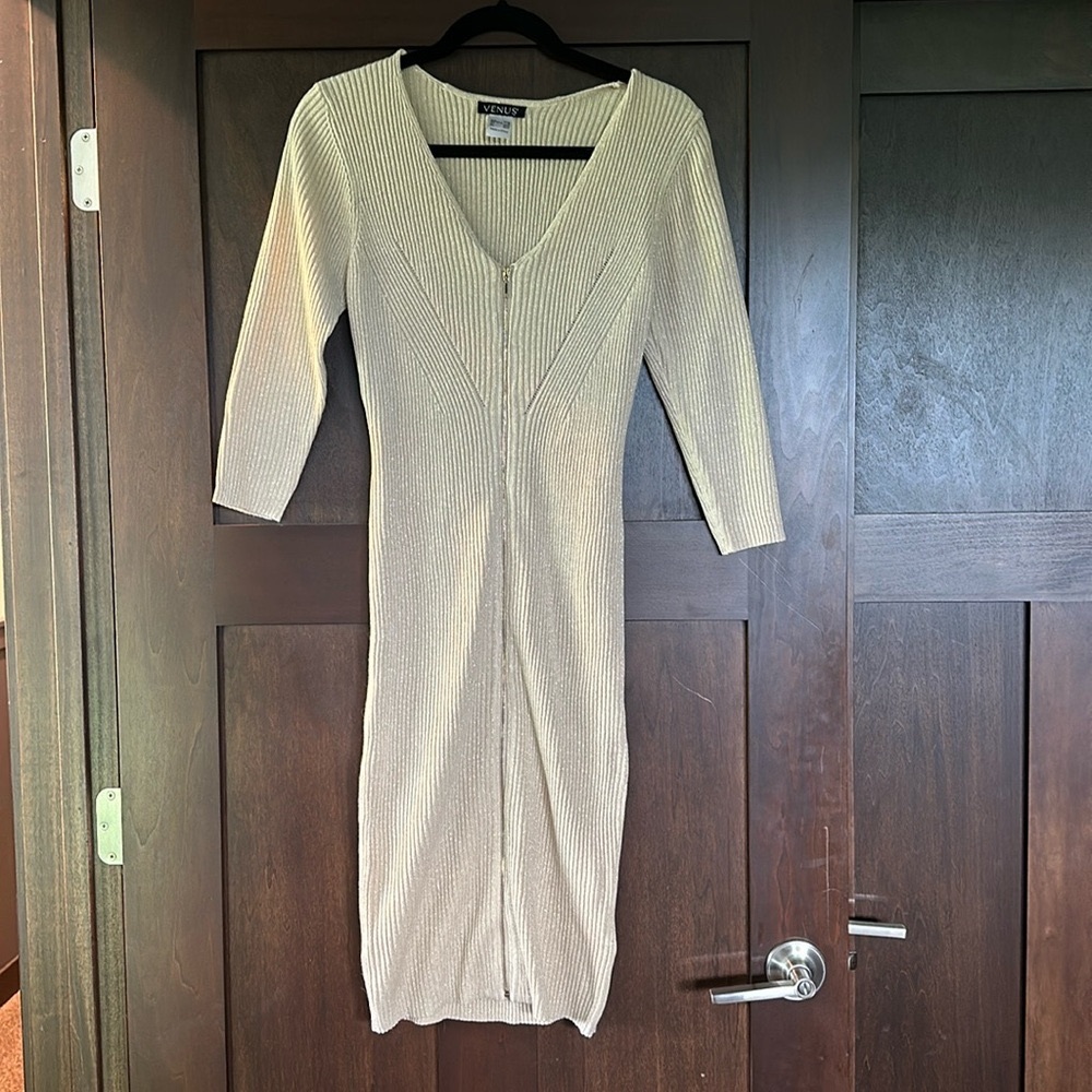 Venus gold sweater dress EUC